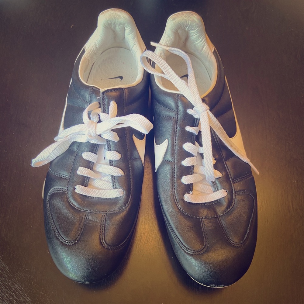 Nike’s black and white sneakers